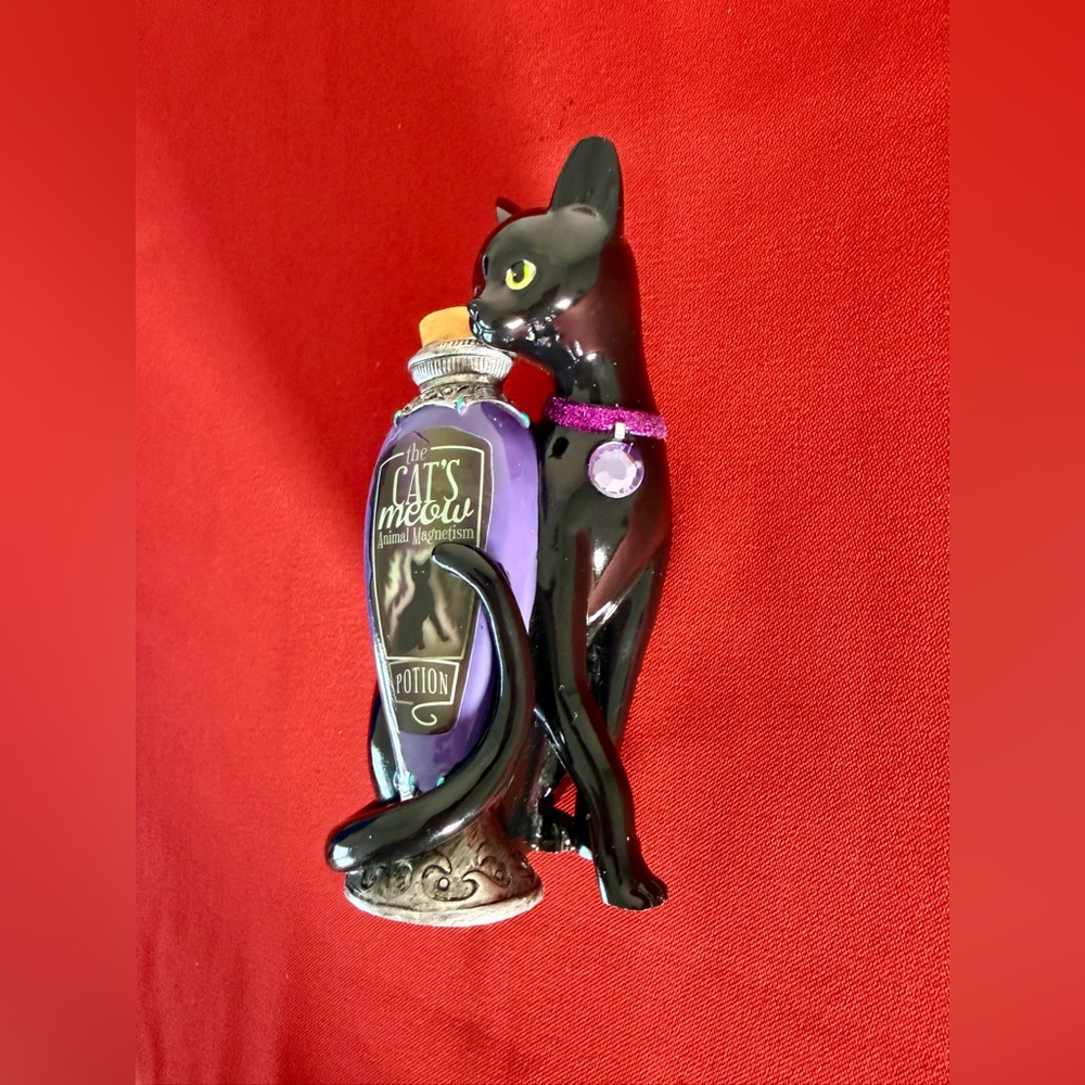 “The Cat’s Meow Black Magic Potion” ~ The Hamilton Collection NWB 🐈⬛ - Picture 4 of 7